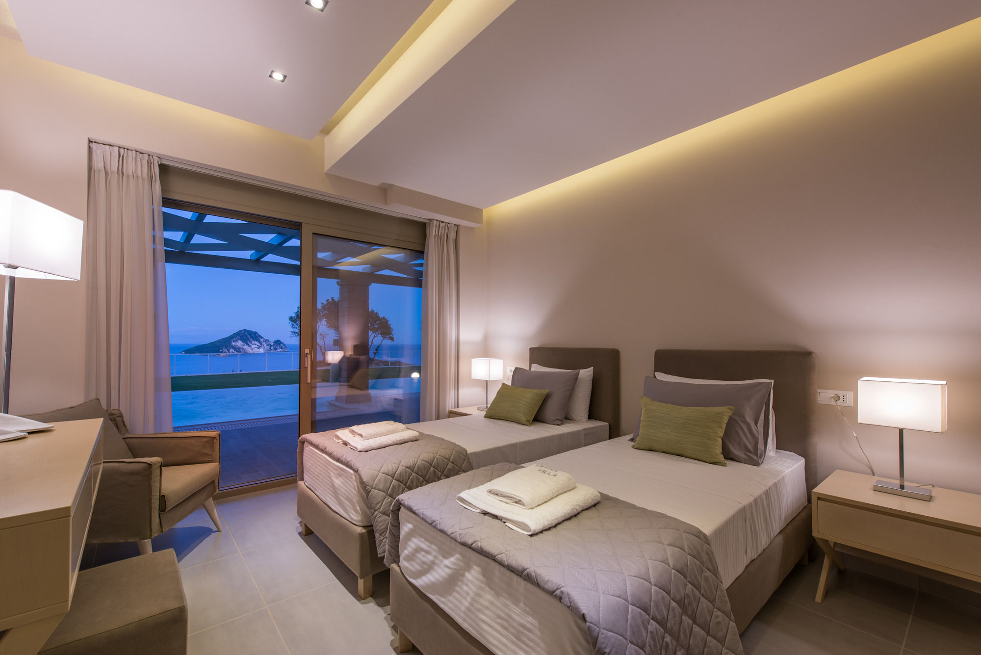 Artina Luxury