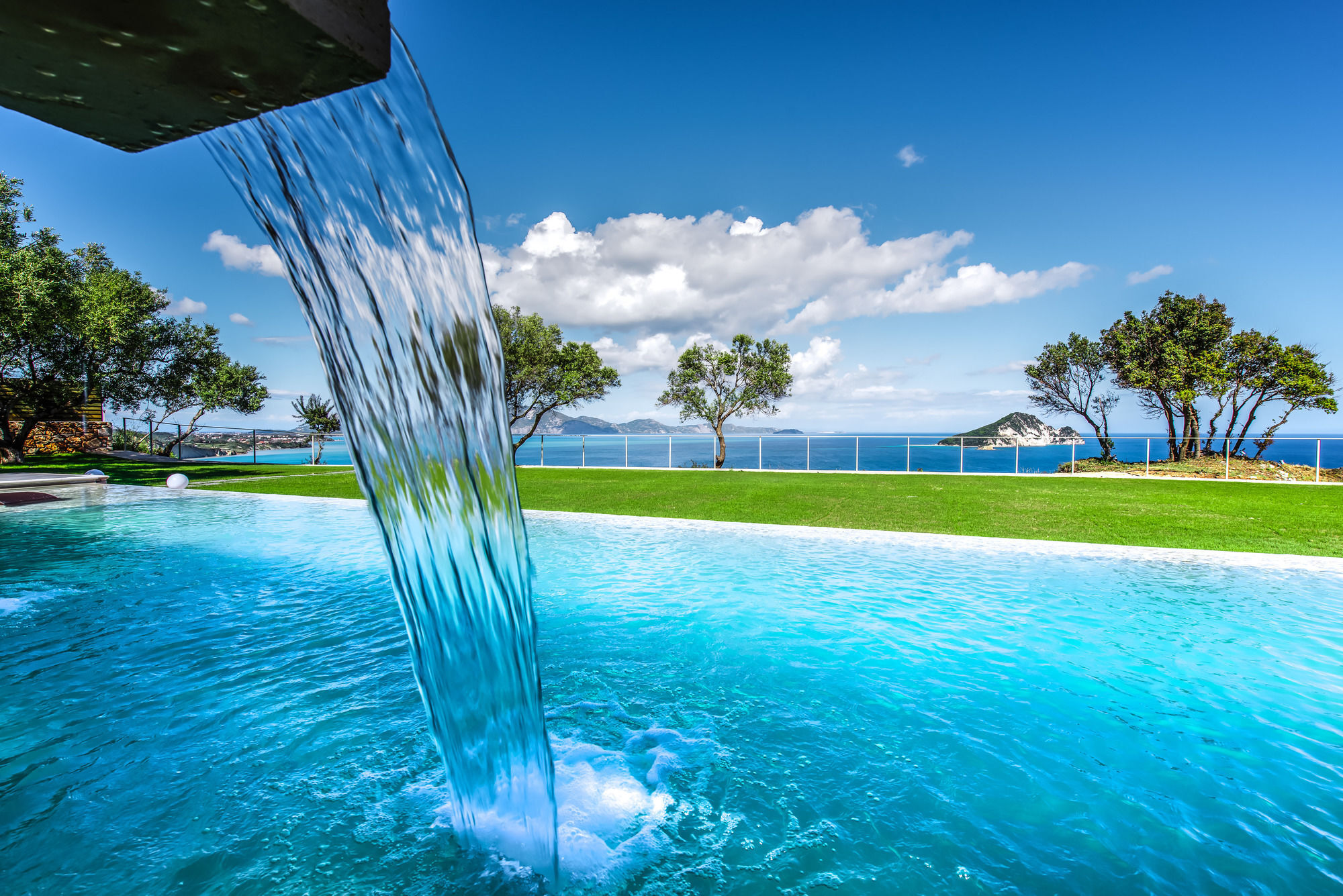 Artina Luxury Villa Keri