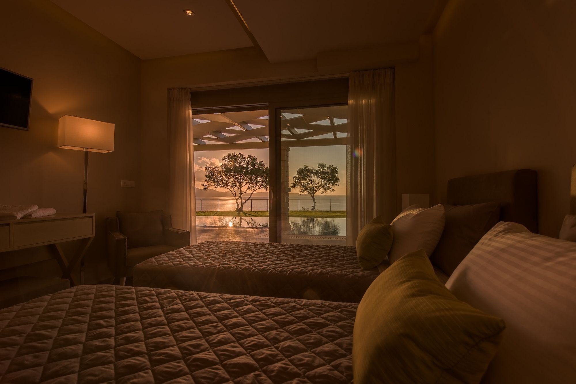 Artina Luxury Villa *